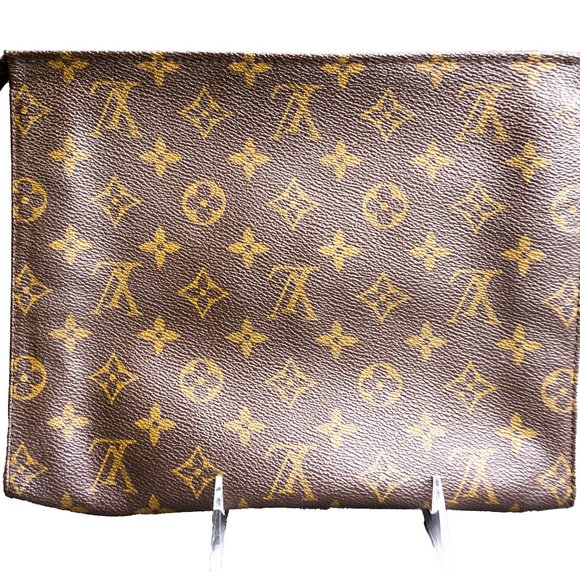 Louis Vuitton Toiletry Monogram Leather Pouch 26 Orange Color - clothing &  accessories - by owner - apparel sale 